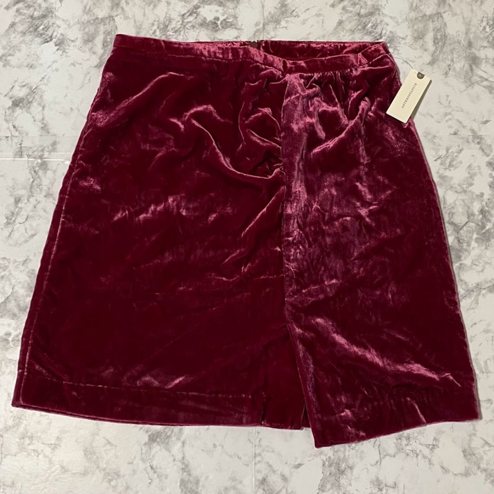 Anthropologie red velvet mini skirt. Fall wardrobe. Size 10. - Picture 4 of 9